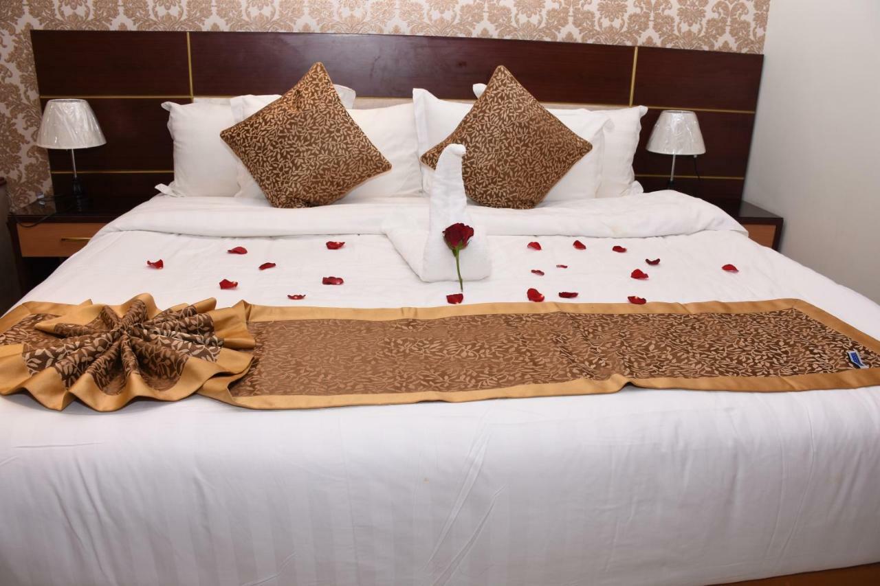 Pearl Palace Hotel Suits Medina Ngoại thất bức ảnh