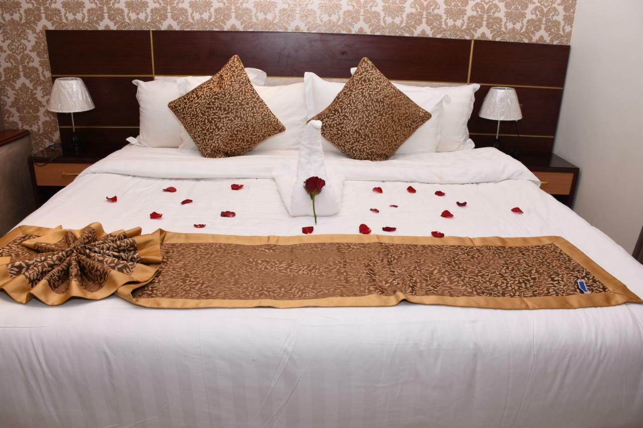 Pearl Palace Hotel Suits Medina Ngoại thất bức ảnh