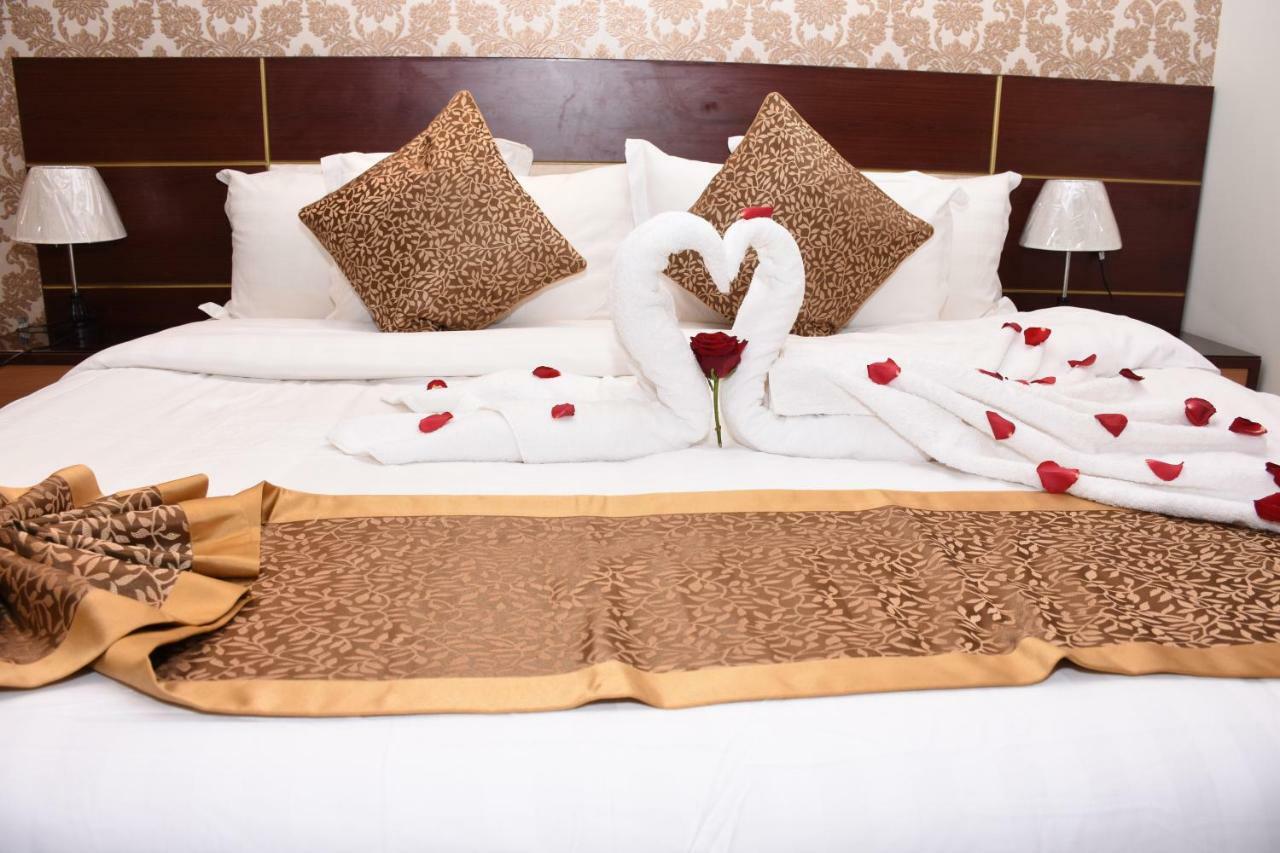 Pearl Palace Hotel Suits Medina Ngoại thất bức ảnh